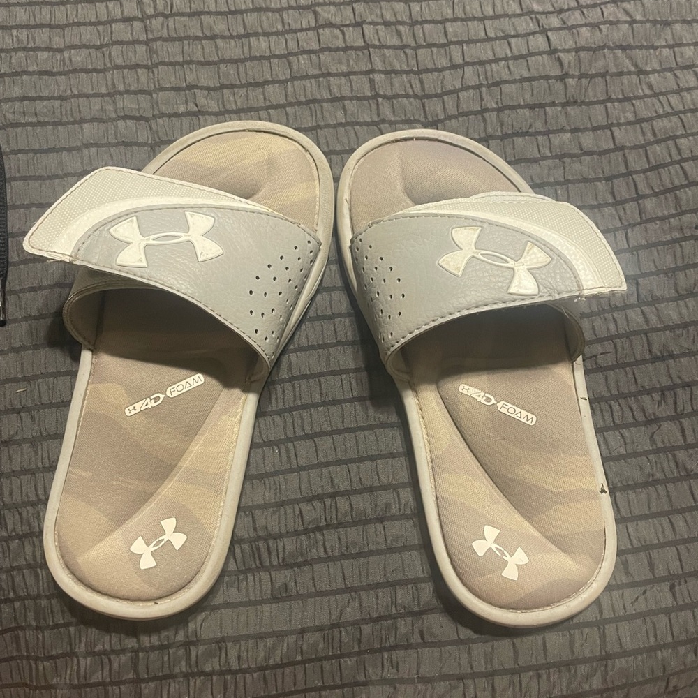 Under Armour Kids Slide Sandals - Light Gray and White